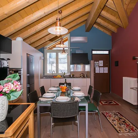 Vista D'oro Palma Apt. 21 Perledo