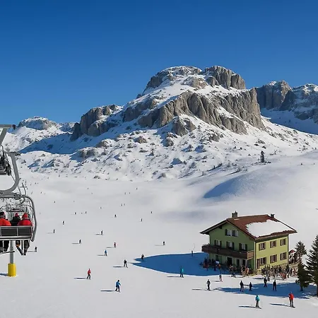 Vista D'oro Palma Apt. 21 アパート *